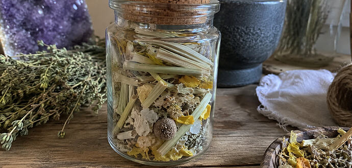 wiccan spell jar with Lemongrass