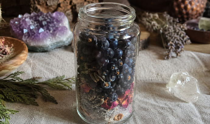 Juniper Berries spell jar
