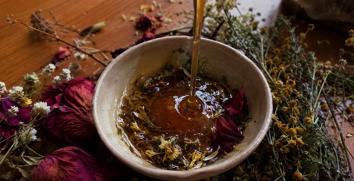 magical properties of honey