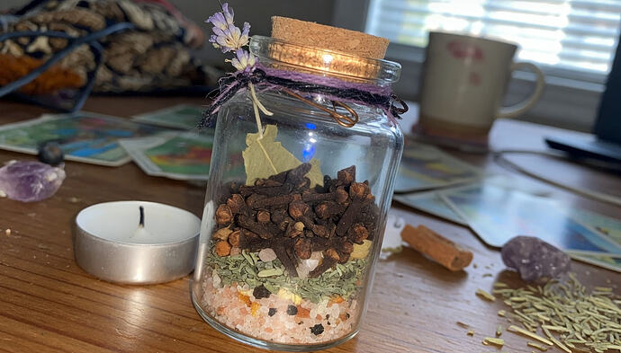 cloves spell jar