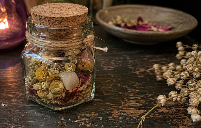 Chamomile magic properties