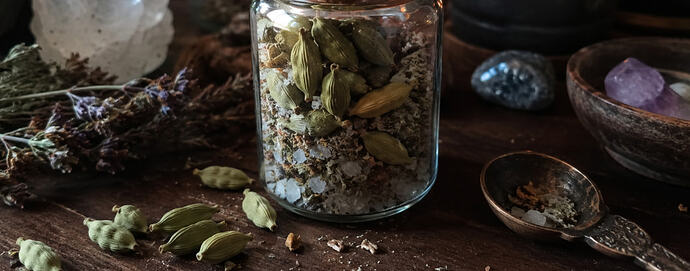 Cardamom wiccan spell jar